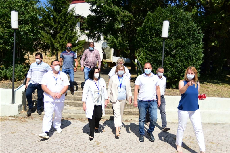 Филипче: Ќе се реновира Специјализираната болница во Отешево 