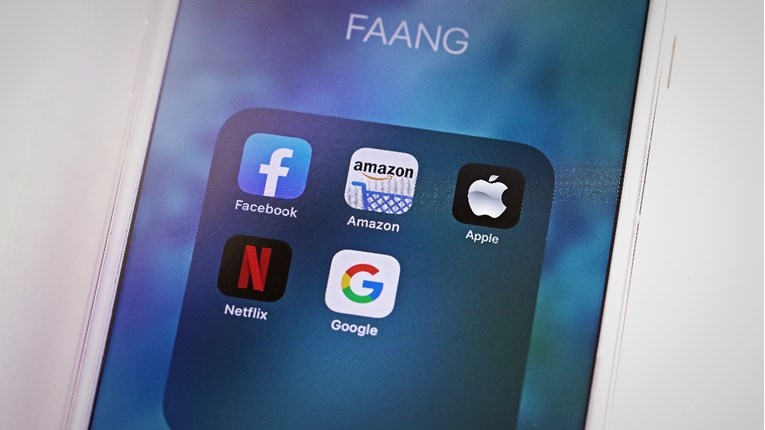 Amazon, Apple, Google и Facebook го злоупотребуваат својот монопол,смета Конгресот на САД
