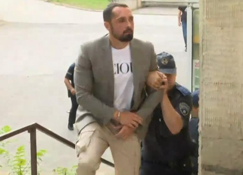 Рахиќ за Канал 5: Горан Милески-Кичеец се уште не влегол во затворот во Шутка