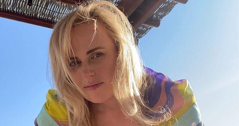 Американка драстично ослабнала и сега е во врска со 11 години помлад милионер