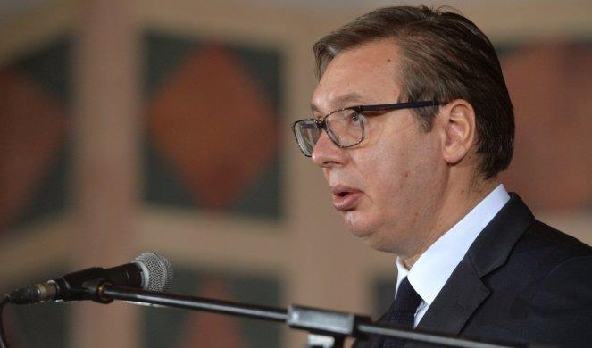 Вучиќ свика итен состанок по ескалацијата на односите со Црна Гора