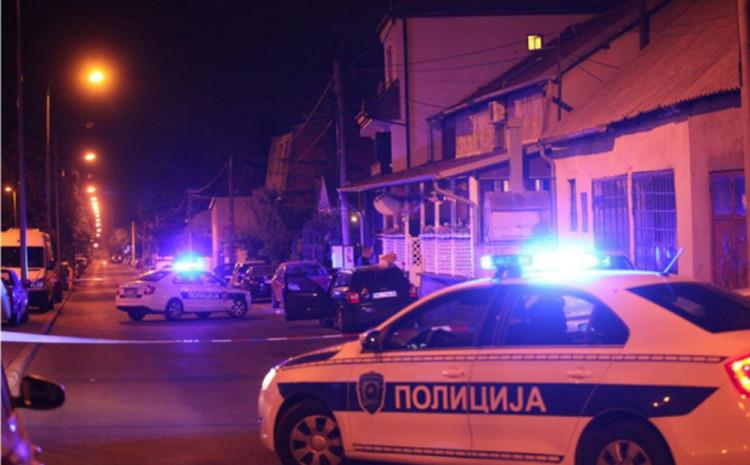 Пукање во Белград, тешко е ранет еден маж