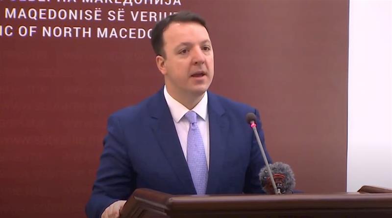 Николоски: Владата на Заев и Филипче договараше со Бугарија продажба на 5 големи македонски компании