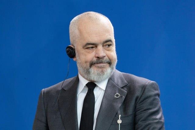 Рама со критики до ЕУ: Не оставивте да чекаме
