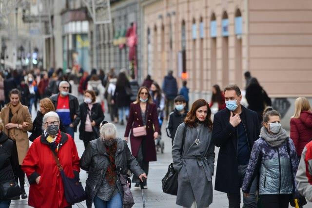 Се намалува бројот на новозаразени во Србија, од Ковид-19 починале 52 лица