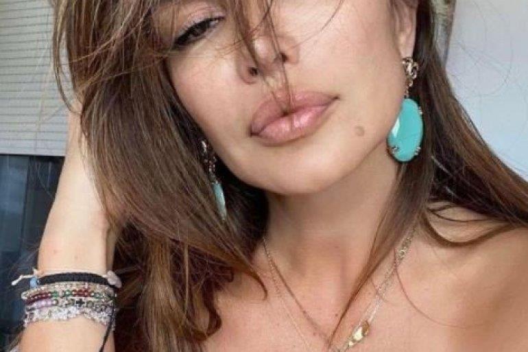 Северина се соблече гола и дебело наплати