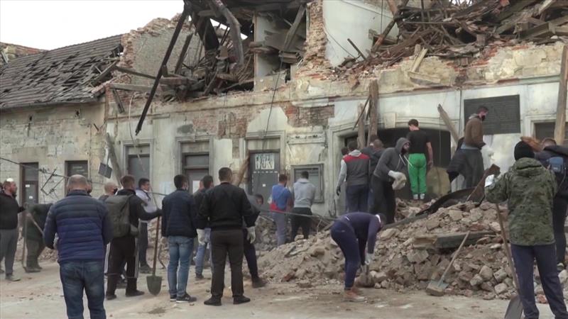 Тлото во Хрватска не мирува, утрово регистрирани четири нови земјотреси 