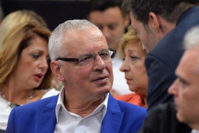 Таткото на српскиот претседател Вучиќ се бори за живот , има коронавирус
