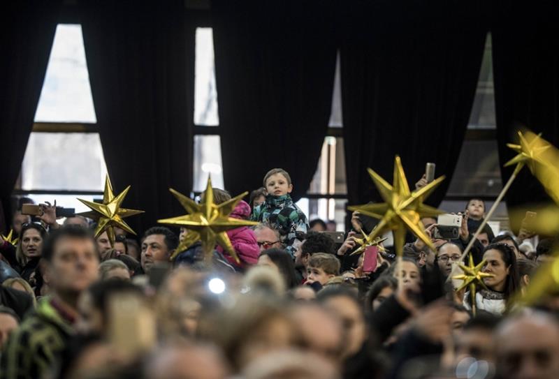 Симболична Бадникова поворка во Скопје