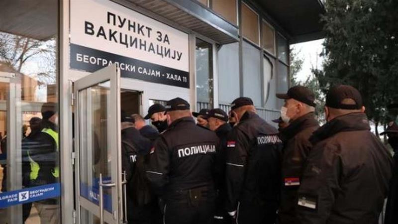 Масовно вакцинирање во Белград: Четири зони, 17 пункта и долги редици на саемот
