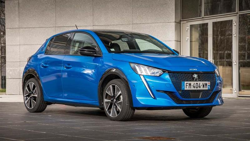 Peugeot e-208 е избрано за „електрично бизнис возило за 2021 година“