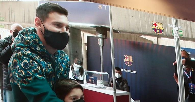 Меси денеска покажа под кои услови би останал во Барселона 