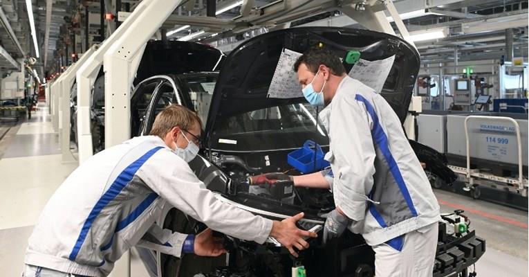 Volkswagen праќа 4.000 работници во предвремена пензија 
