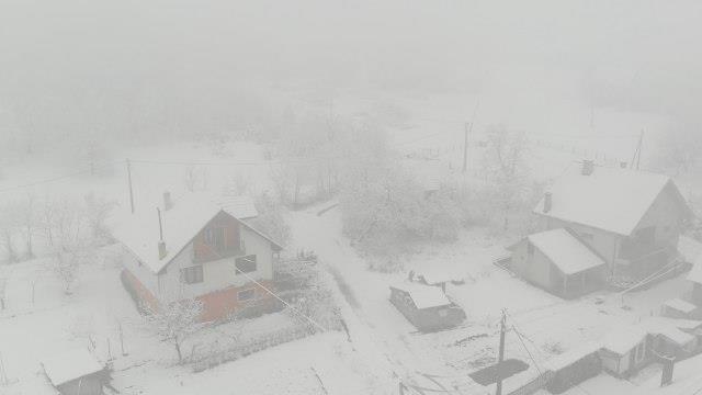 Снежен колапс во Србија