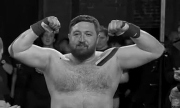 Убиен е ММА борач, додека се обидувал да смири тепачка