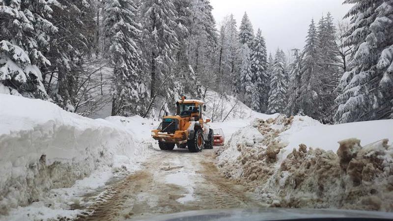 Во општината Црна Трава во Србија вонредна ситуација поради наноси од снег