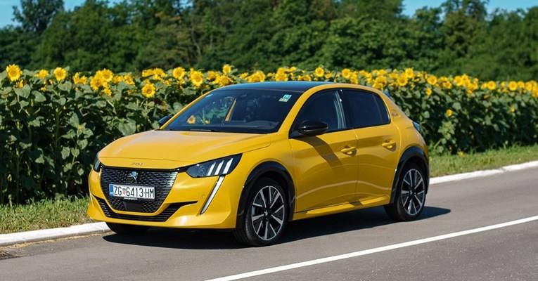 Ова се најпродаваните автомобили во Европа, Пежо и Тесла на врвот 