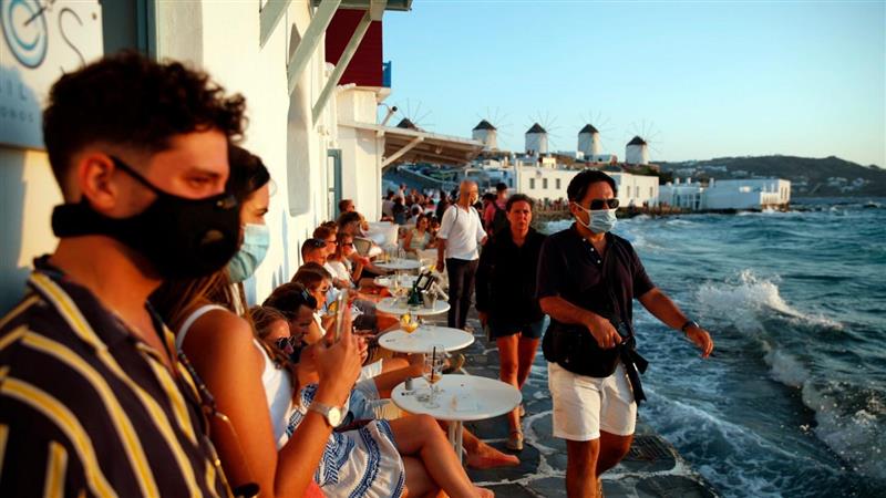 Грција најверојатно ќе ги отвори рестораните по Велигден 