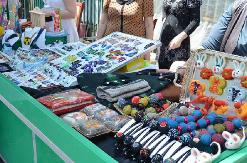 Базар на ракотворби по повод Велигден