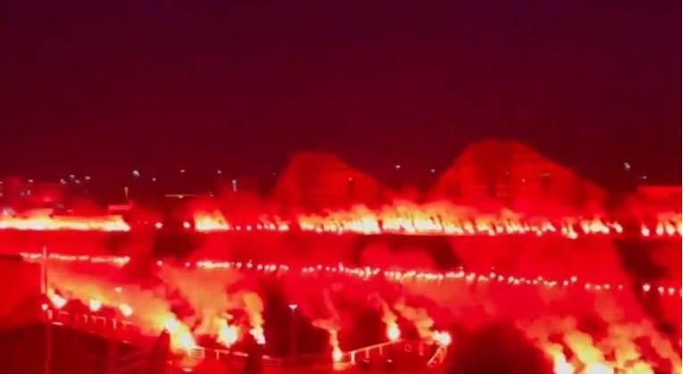Спектакуларна прослава во Шкотска во чест на непобедливите Ренџерси (ВИДЕО)