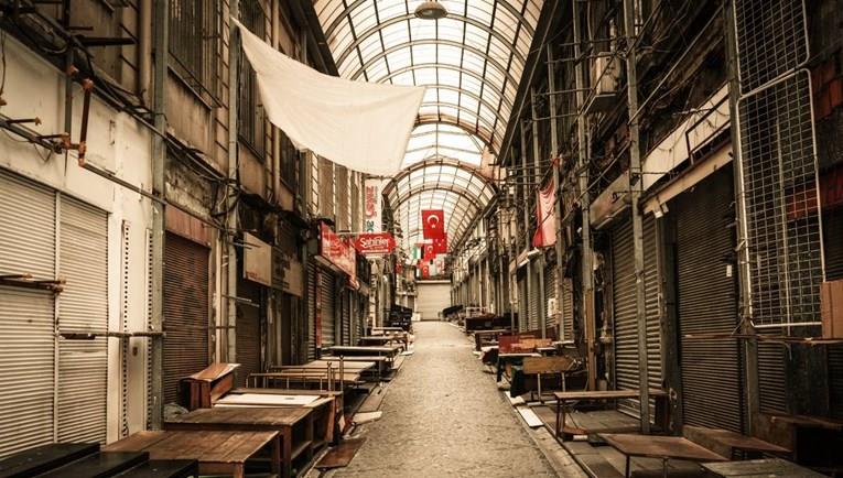 Турција од утре ги олеснува мерките, полицискиот час останува 