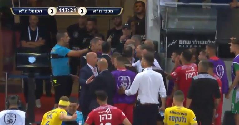 Хаос во израелското финале: Судијата го извлече подебелиот крај (ВИДЕО)