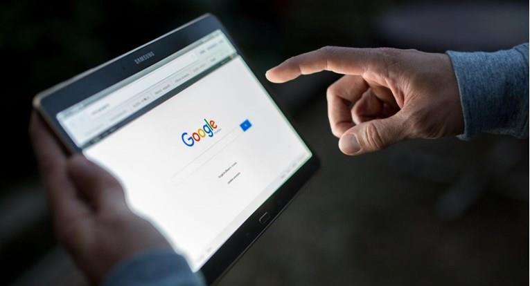 Google е казнет со 220 милиони евра поради злоупотреба на позицијата 