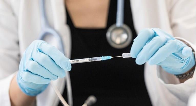 Вакцината CureVac е само 47% ефикасна против ковид, неизвесен извозот на милиони дози во ЕУ
