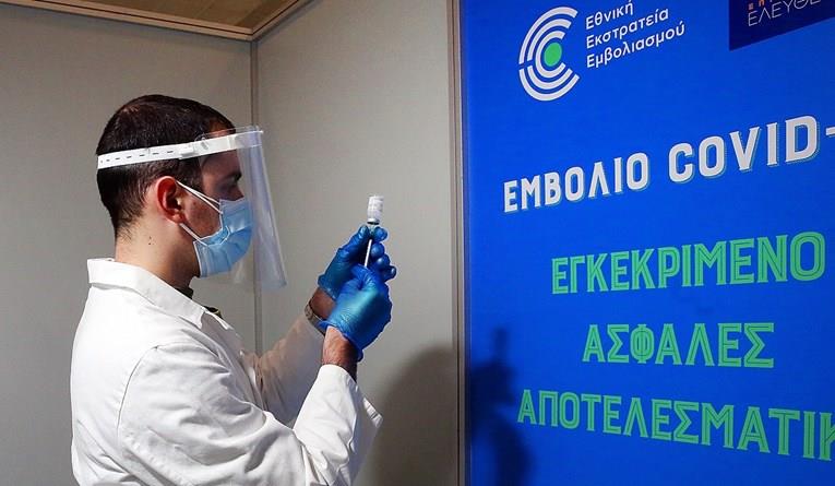 Грција им дава по 150 евра на младите за да се вакцинираат 
