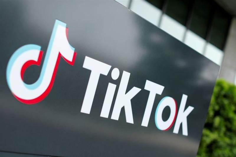 ТикТок почнува со автоматско бришење на содржините, што не се во согласност со нивната политика