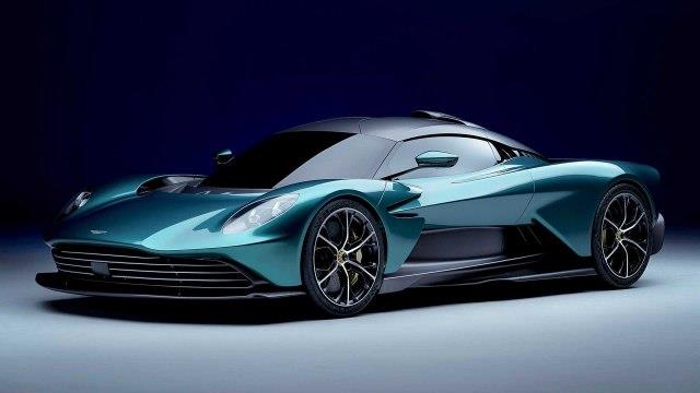 Фото: „Aston Martin Valhalla“- хибриден ѕвер со 950 коњски сили