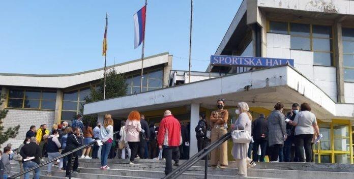 Во Врање повеќе се вакцинираат македонски отколку српски државјани