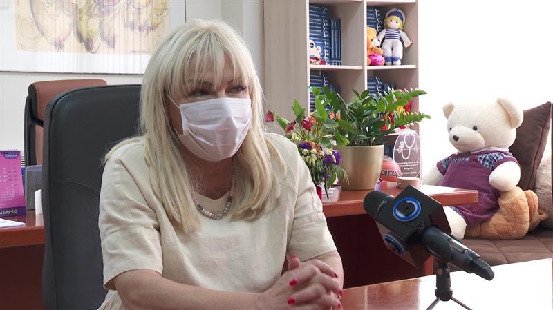 Софијанова: Доењето е привелегија и за детето и за мајката