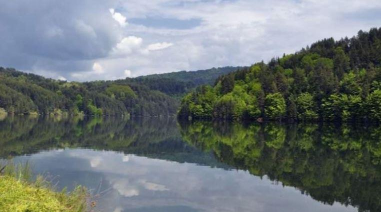 Беровско езеро располага со доволни количини вода за водокорисниците