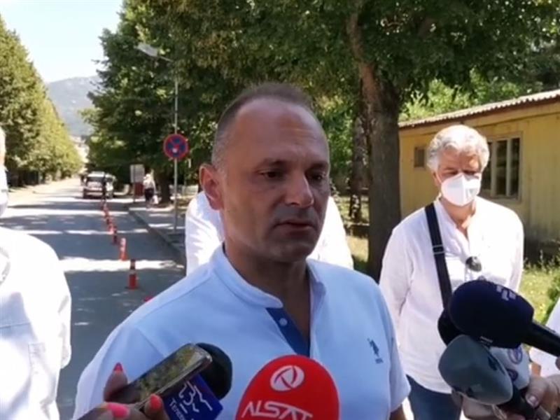 Филипче: Мал е бројот на заразени помеѓу вакцинираните граѓани