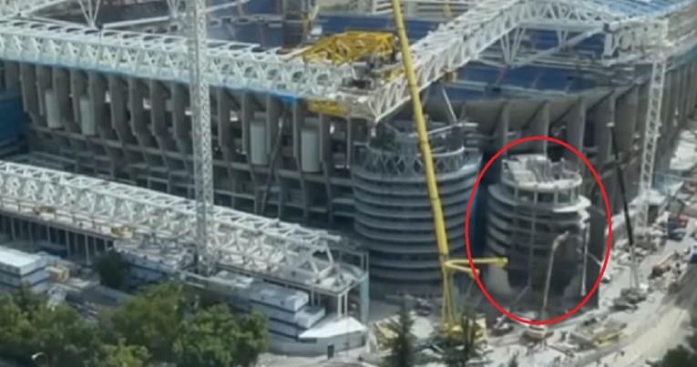 Се урива кула на стадионот Сантијаго Бернабеу (ВИДЕО)