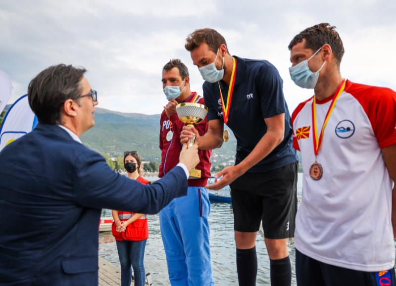 Доминација на француските пливачи на маратонот во Охрид, Поп Ацев третопласиран 