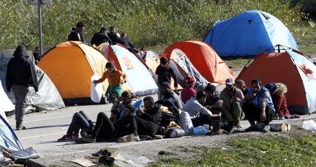 УНИЦЕФ: Околу 10 милиони авганистански деца имаат потреба од хуманитарна помош