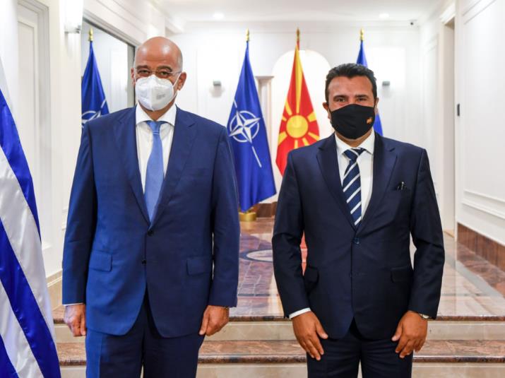Грчките медиуми за посетата на Дендиас на Скопје