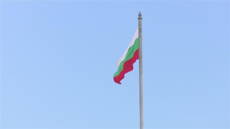 Претседателските избори во Бугарија ќе се одржат на 14 ноември, најверојатно со парламентарни