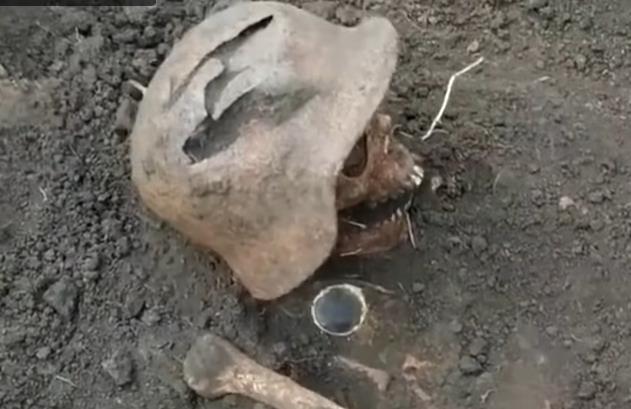 Русите откопале труп на германски војник