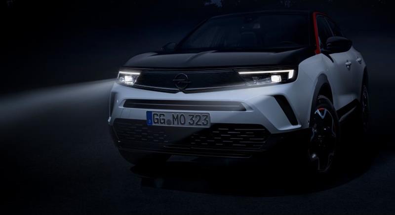 БЕЗ СТРАВ ОД ТЕМНИНАТА: INTELLI-LUX LED® СВЕТЛА ОД OPEL