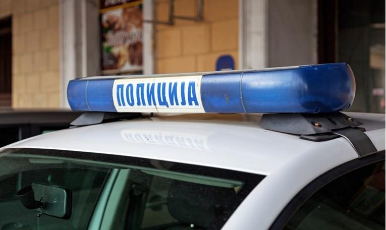 Очув од Србија претепал бебе, му ги скршил рацете и нозете, па следниот ден го однел во болница