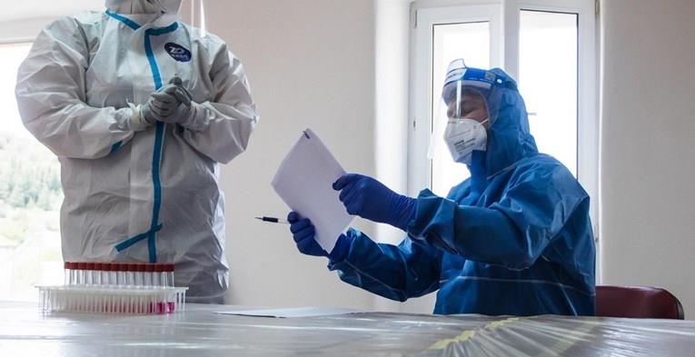 Во Словенија се приведени двајца доктори, кои издавале лажни ковид- потврди