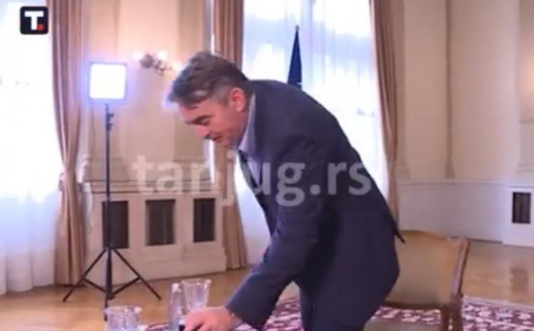 Кривична пријава против новинар на Танјуг поради негирање на геноцидот во Сребреница