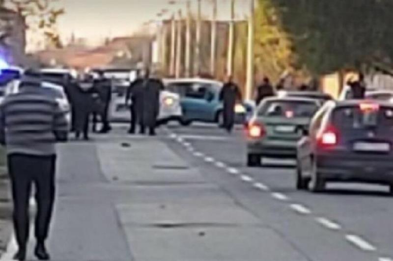 Филмска бркотница во Земун: Најмалку 20 куршуми се испукани кон полицијата од возило БМВ 