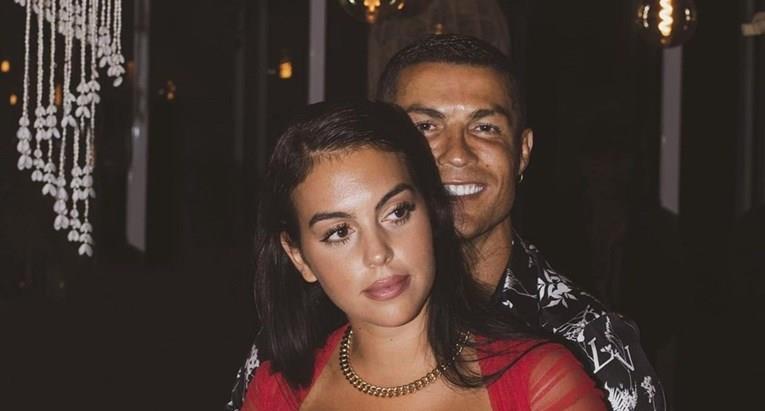 Георгина и Роналдо објавија заедничка фотографија, се истакнува скап детал (ФОТО)
