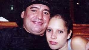 Кубанката Алварез сведочеше дека била силувана од Марадона кога имала 16 години