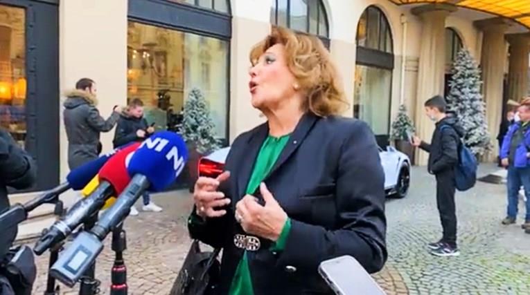 Тереза Кесовија откри како си поминала на ручекот со Макрон (ВИДЕО)