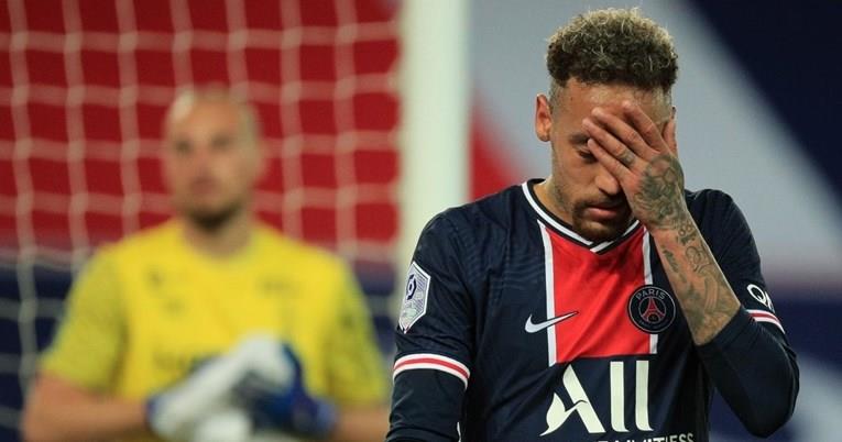 ПСЖ објави лоши вести во врска со повредата на Нејмар 